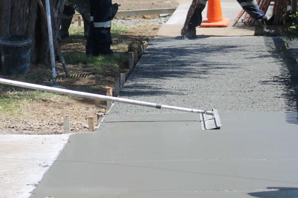 Contractor to Lay Concrete Driveway Installer for Concrete Driveway Gloucestershire